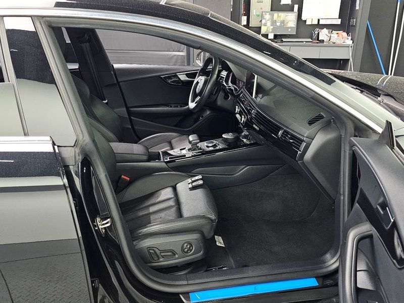 2019 Audi A5 45 TFSI Quattro Premium Sportback photo 12