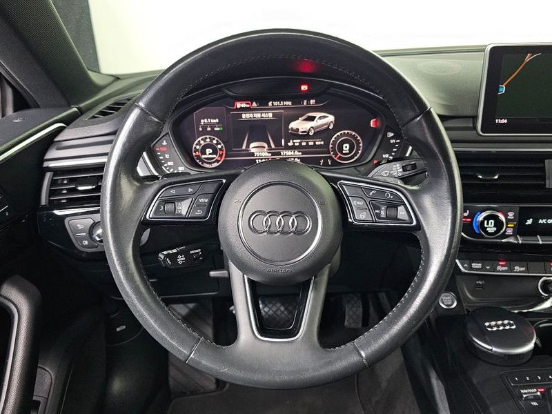 2019 Audi A5 45 TFSI Quattro Premium Sportback photo 13