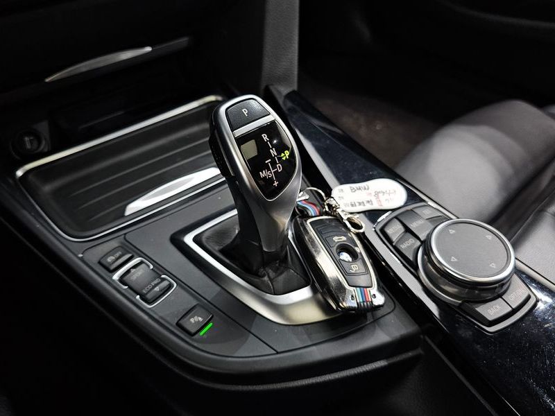 2015 BMW 4 Series 420d xDrive Sport Coupe photo 9