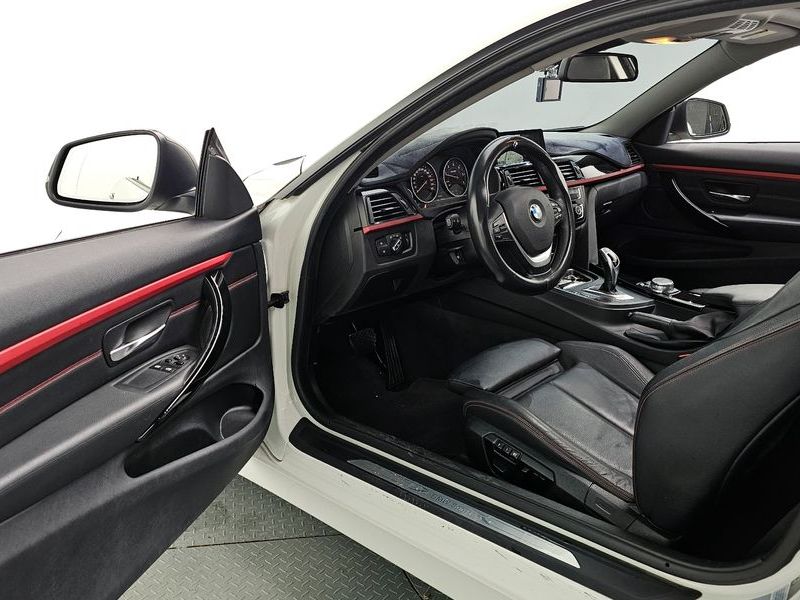 2015 BMW 4 Series 420d xDrive Sport Coupe photo 10
