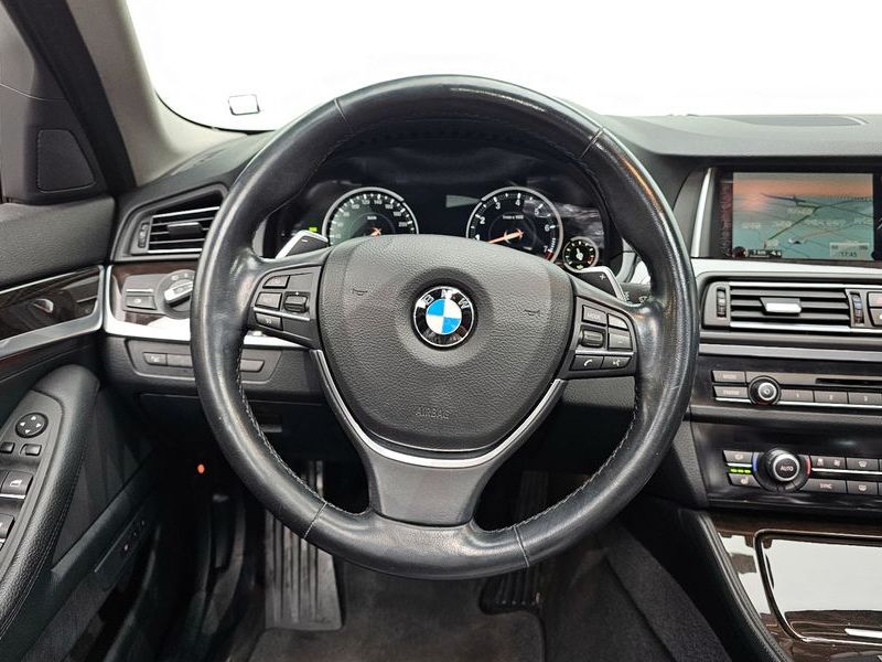 2015 BMW 5 Series 528i xDrive photo 13