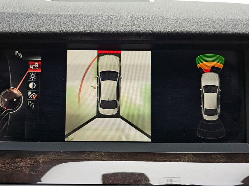2015 BMW 5 Series 528i xDrive photo 15