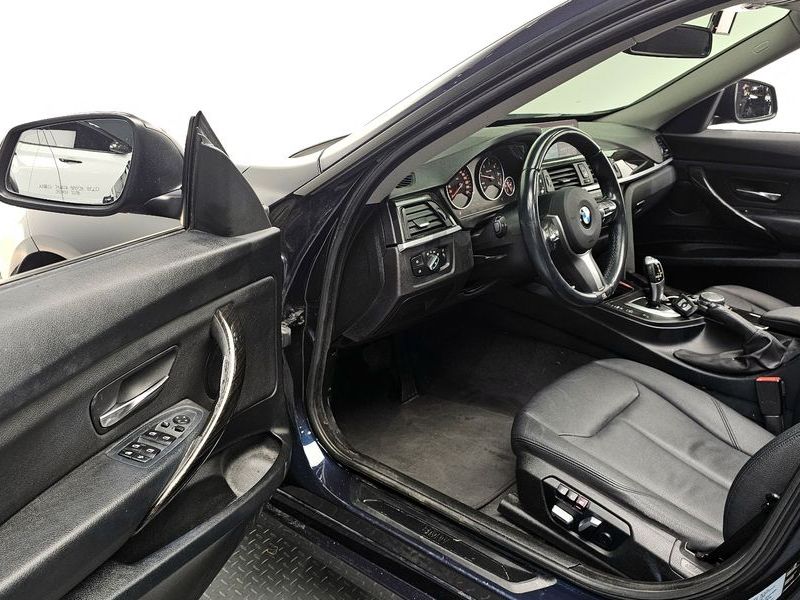 2016 BMW 3 Series GT 320d photo 10