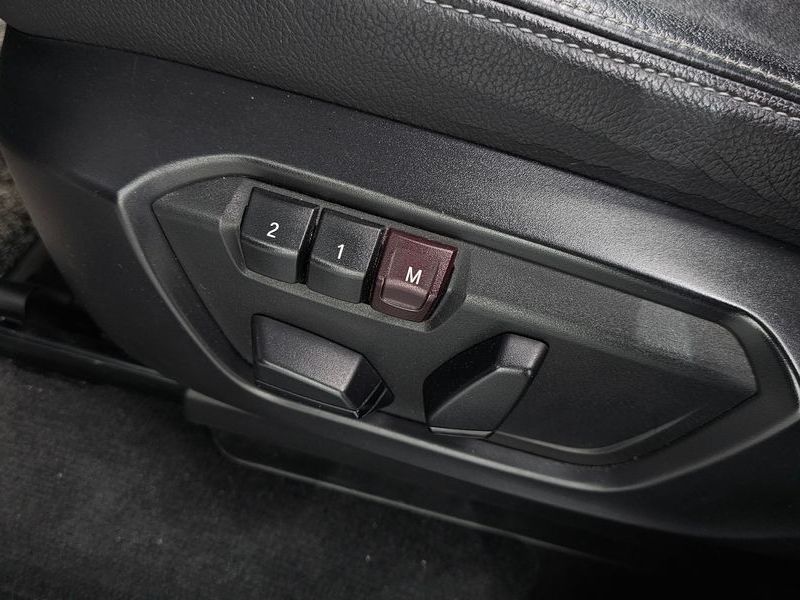 2015 BMW X3 xDrive 20d Light pkg photo 16