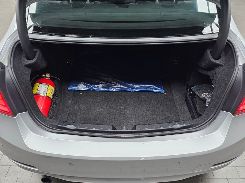 2015 BMW 3 Series 320d photo 20