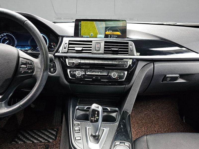 2016 BMW 3 Series 320d ED Edition photo 13