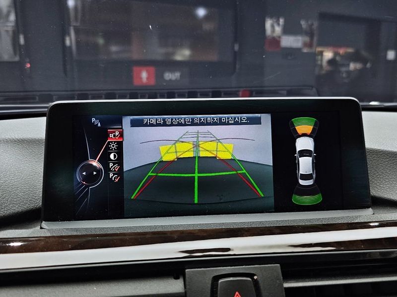 2015 BMW 3 Series 320d photo 14