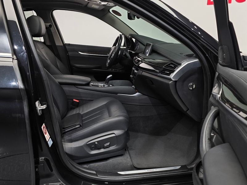 2015 BMW X6 xDrive 30d photo 11