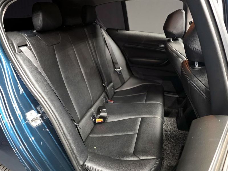 2016 BMW 1시리즈 118d Sport 5Door photo 11