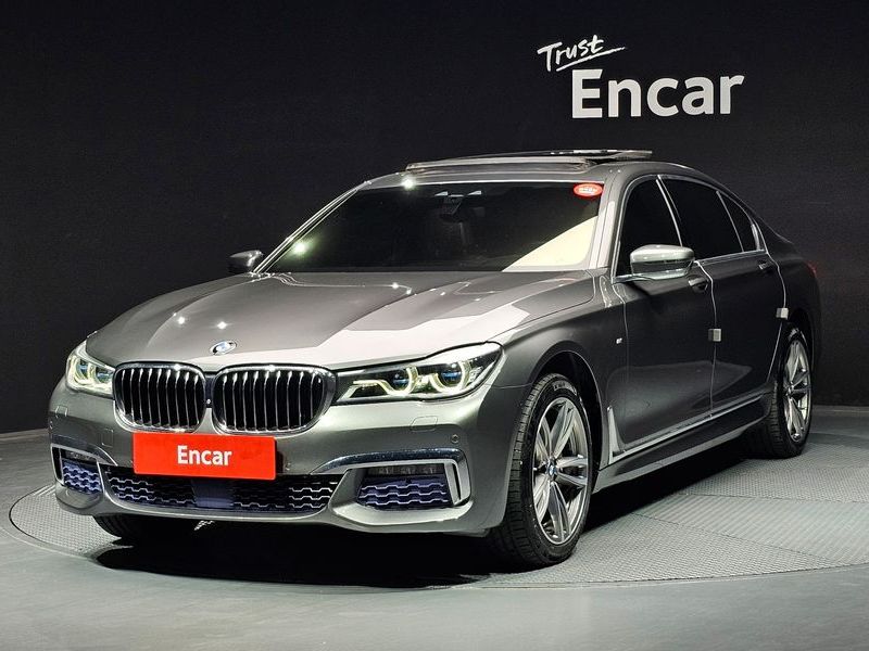 2017 BMW 7 Series 730Ld xDrive M Sport photo 1
