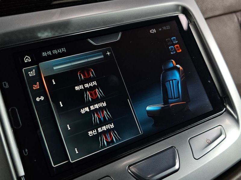 2017 BMW 7 Series 730Ld xDrive M Sport photo 18
