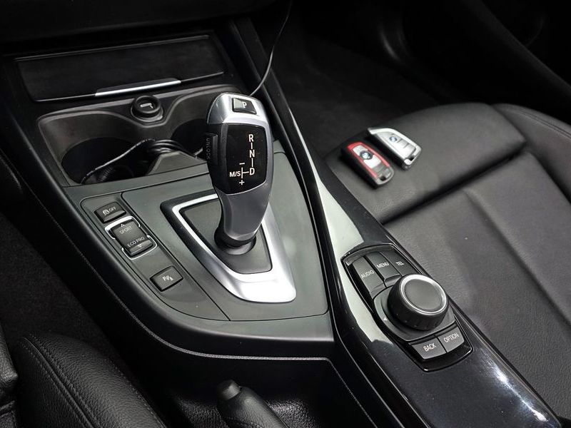 2015 BMW 1시리즈 118d Sport 5Door photo 9