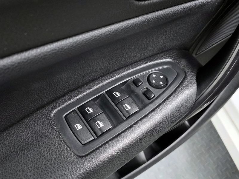 2015 BMW 1시리즈 118d Sport 5Door photo 19