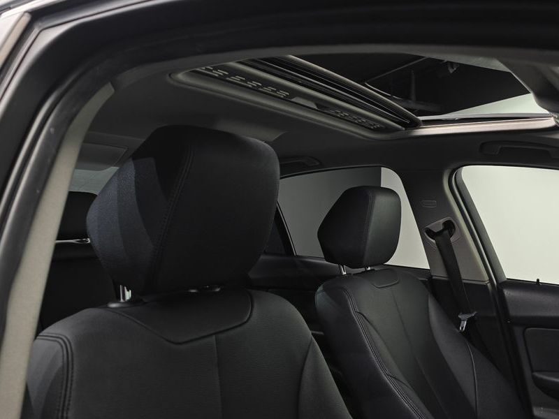 2016 BMW 3 Series 320d photo 18