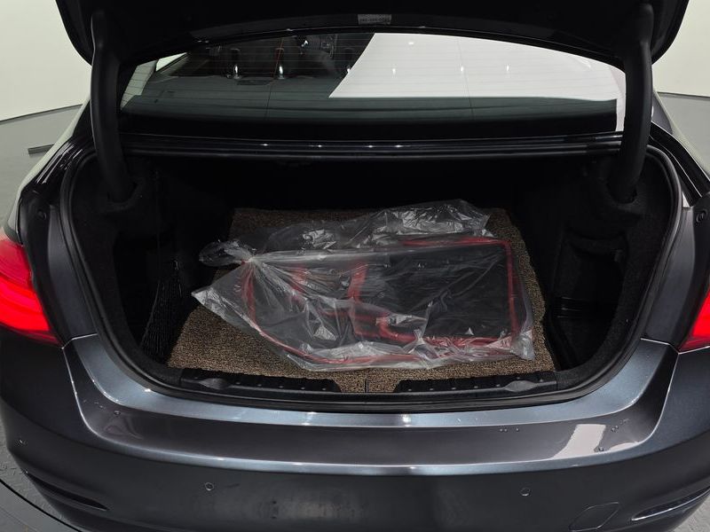 2016 BMW 3 Series 320d photo 20