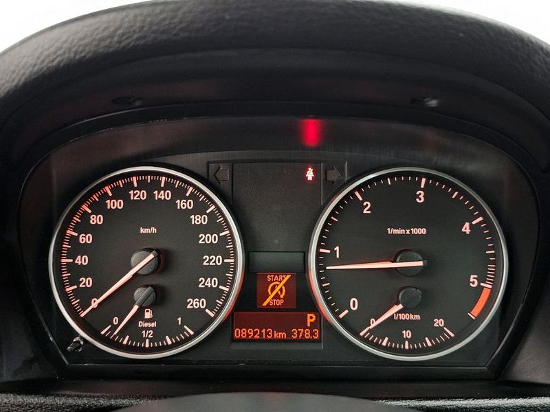 2015 BMW X1 xDrive 18d photo 8