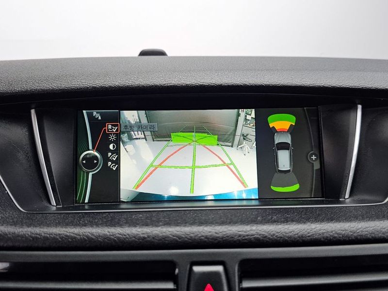 2015 BMW X1 xDrive 18d photo 14