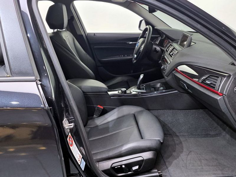 2015 BMW 1시리즈 118d Sport 5Door photo 11
