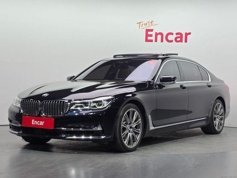 2016 BMW 7 Series 750Li xDrive Vision 100 Edition photo 1