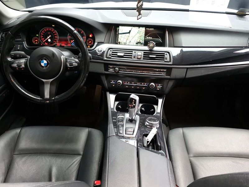 2016 BMW 5 Series 520d xDrive M Aero Dynamic photo 7
