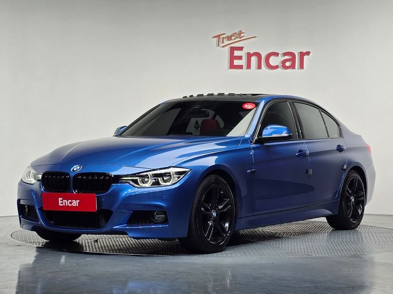 2017 BMW 3 Series 330i M Sport photo 1