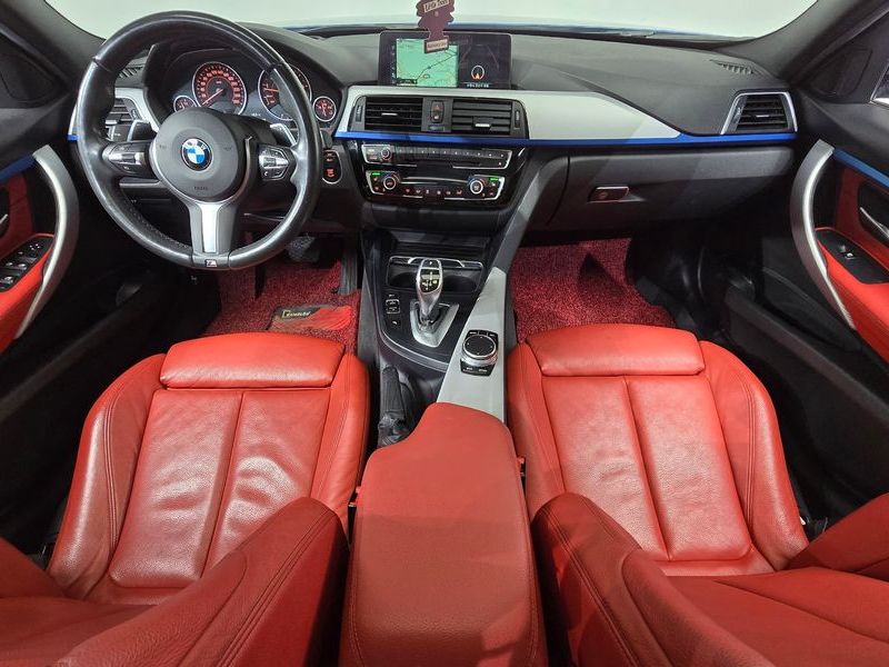2017 BMW 3 Series 330i M Sport photo 7