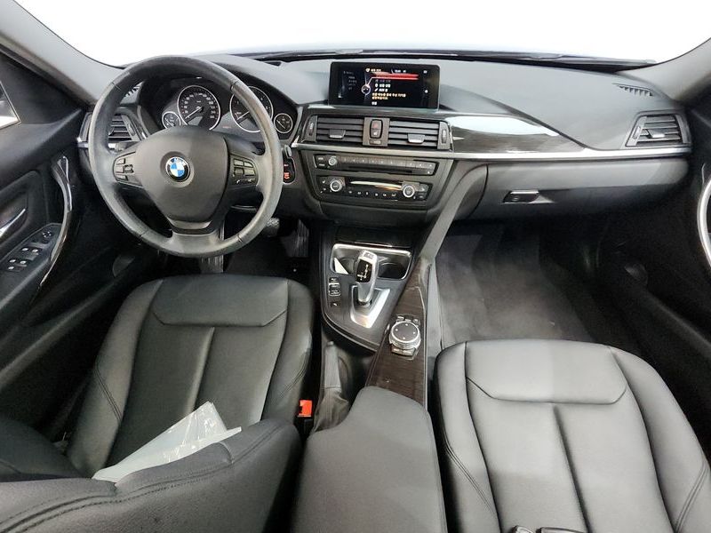 2015 BMW 3 Series 320d xDrive photo 7