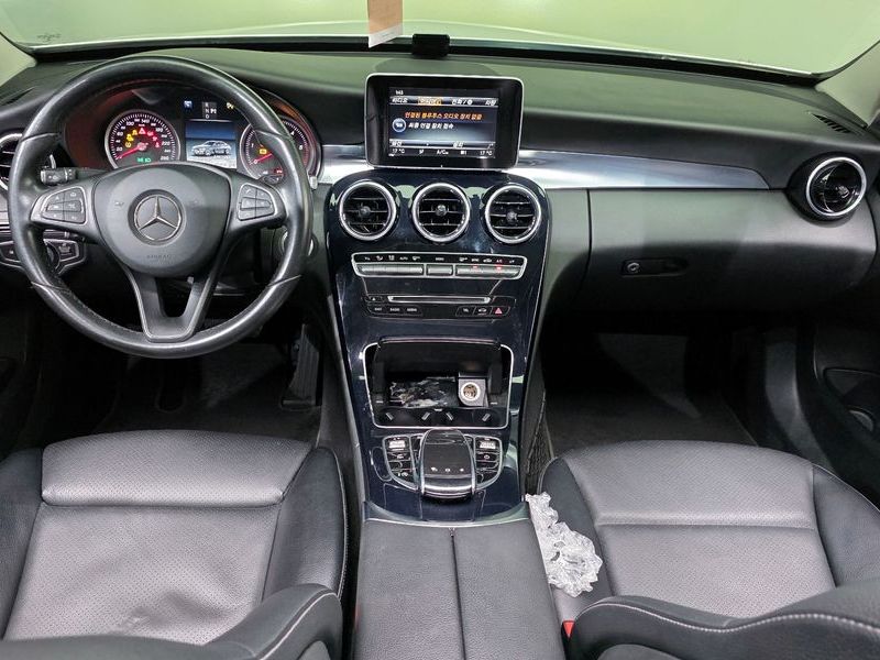 2016 Mercedes-Benz C-Class C200 d photo 7
