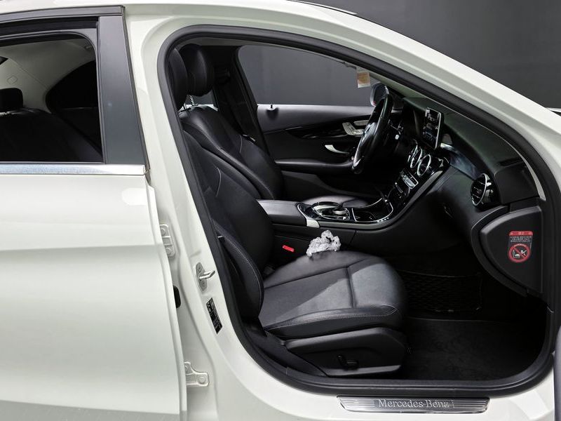 2016 Mercedes-Benz C-Class C200 d photo 10