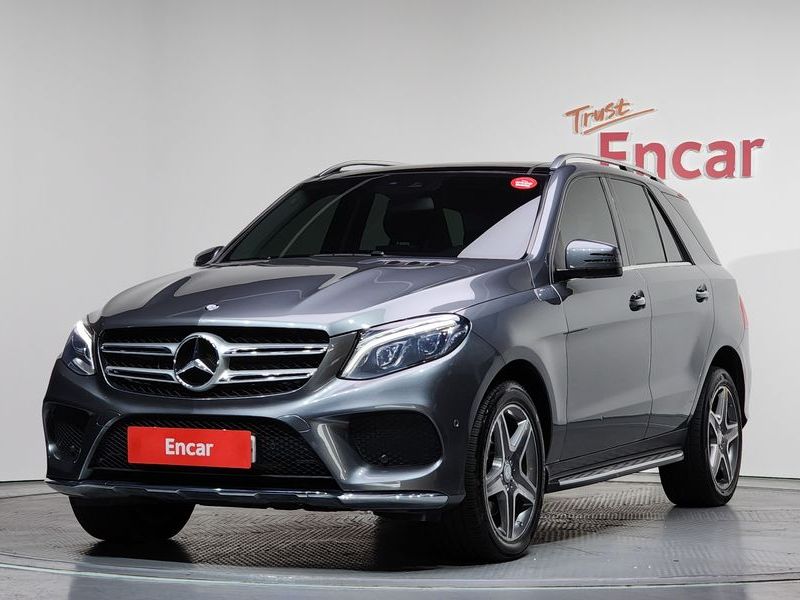 2017 Mercedes-Benz E-Class GLE350 d 4MATIC photo 1
