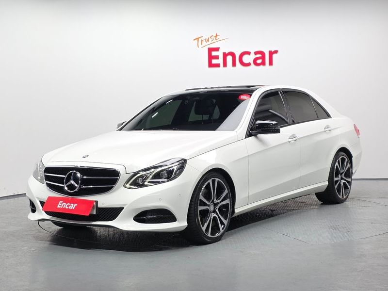2015 Mercedes-Benz E-Class E220 Bluetec Avantgarde Sport photo 1
