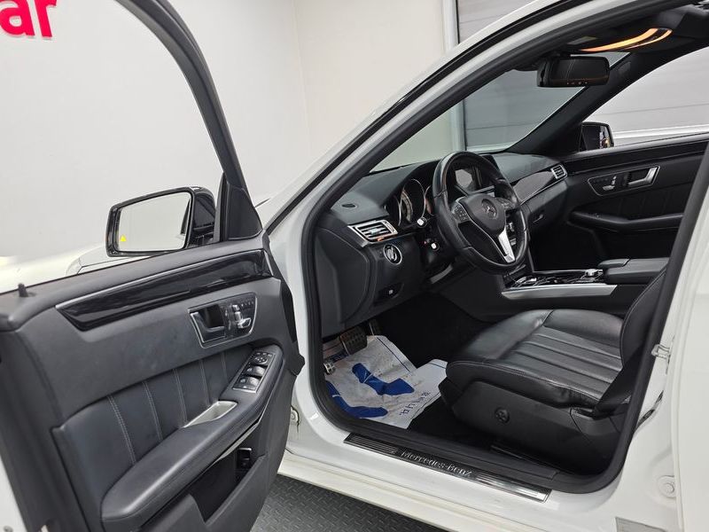 2015 Mercedes-Benz E-Class E220 Bluetec Avantgarde Sport photo 10