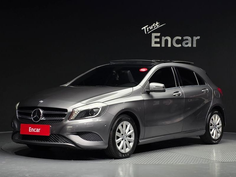 2015 Mercedes-Benz A-Class A180 CDI Style photo 1