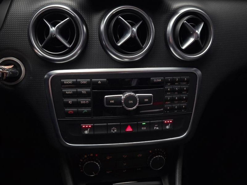 2015 Mercedes-Benz A-Class A180 CDI Style photo 16