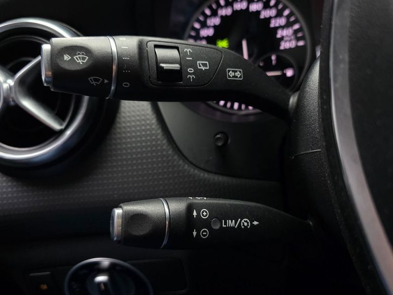 2015 Mercedes-Benz A-Class A180 CDI Style photo 19