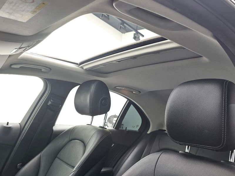 2015 Mercedes-Benz C-Class C220 BlueTEC Avantgarde photo 19