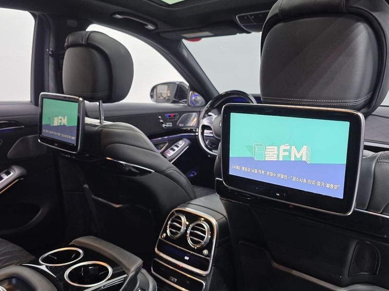 2015 Mercedes-Benz S-Class S600L photo 18