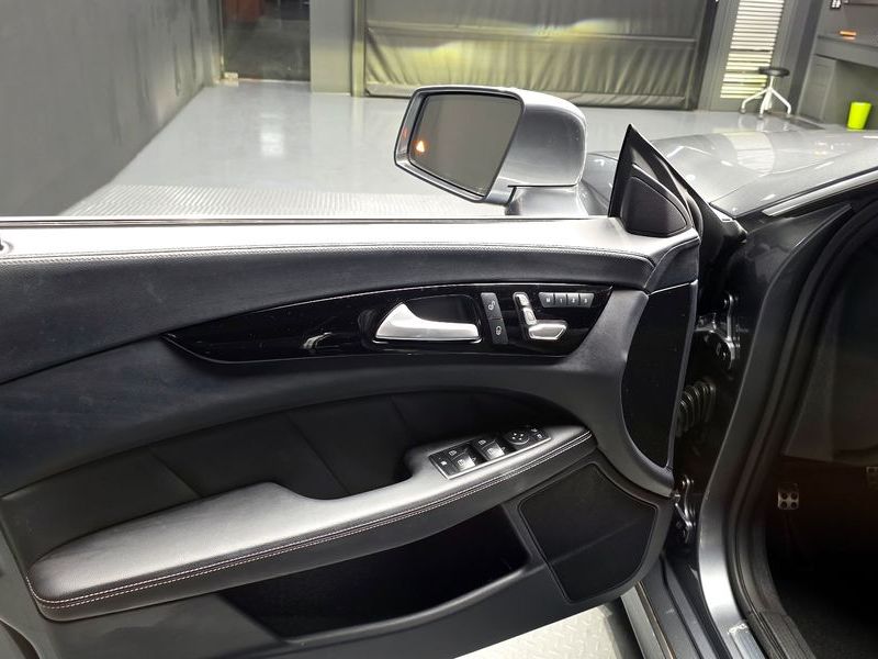 2017 Mercedes-Benz S-Class CLS250 d 4MATIC AMG Line photo 24