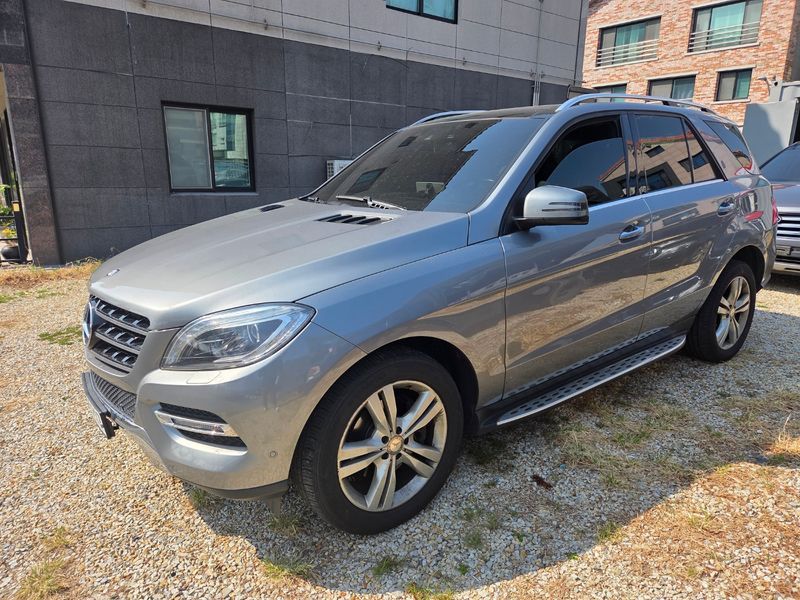 2015 Mercedes-Benz M-클래스 W166 ML350 BlueTEC 4MATIC photo 1