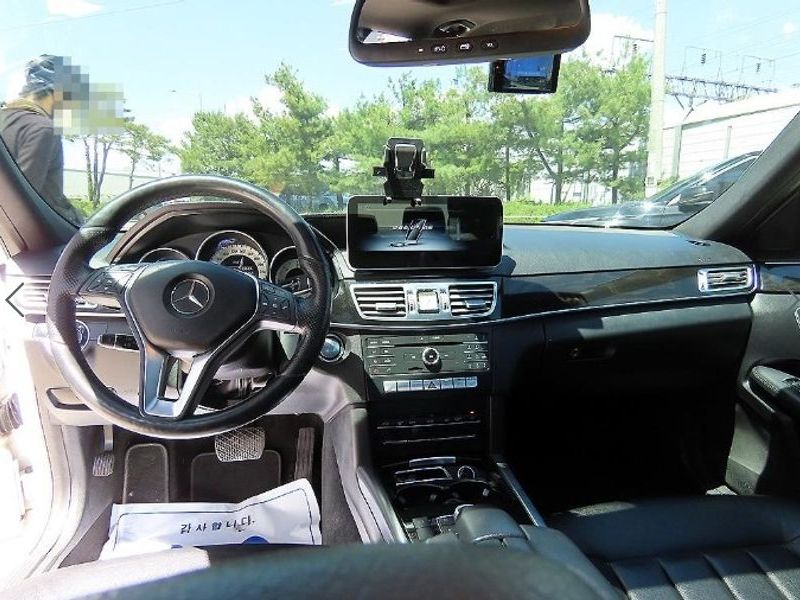 2016 Mercedes-Benz E-Class E220 CDI Avantgarde photo 7