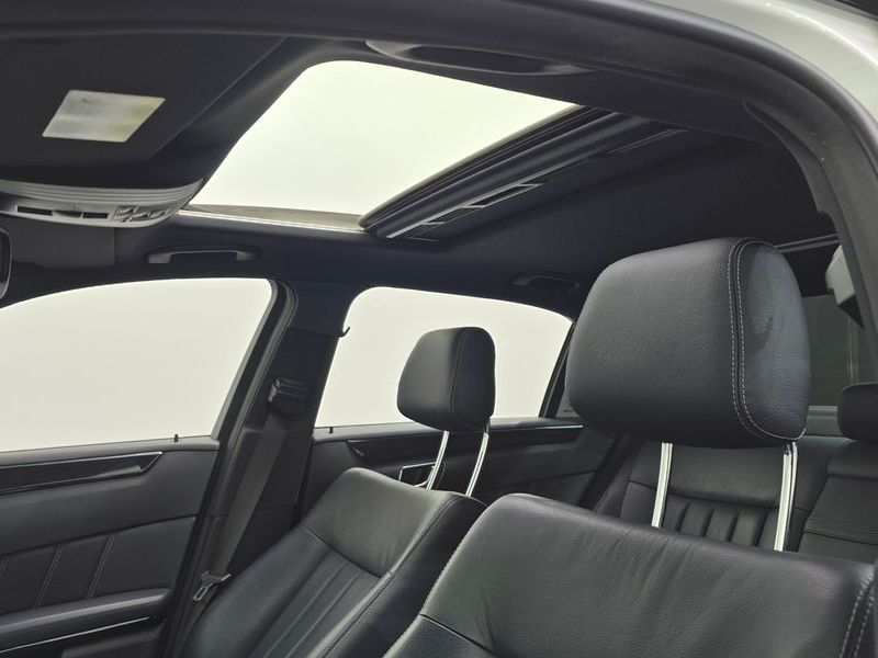 2015 Mercedes-Benz E-Class E220 Bluetec Avantgarde Sport photo 19