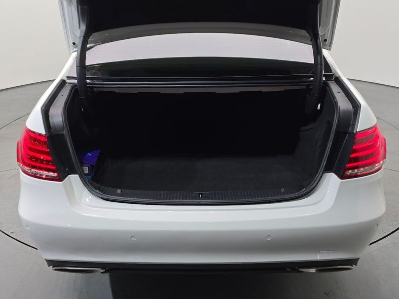 2015 Mercedes-Benz E-Class E220 Bluetec Avantgarde Sport photo 20