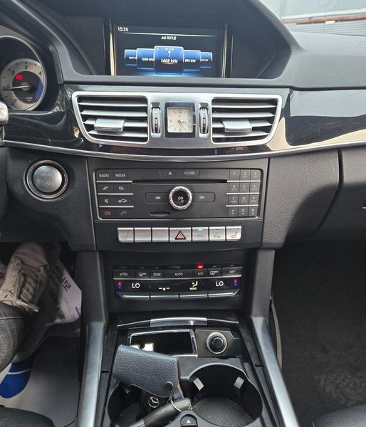 2016 Mercedes-Benz E-Class E220 CDI Avantgarde photo 9