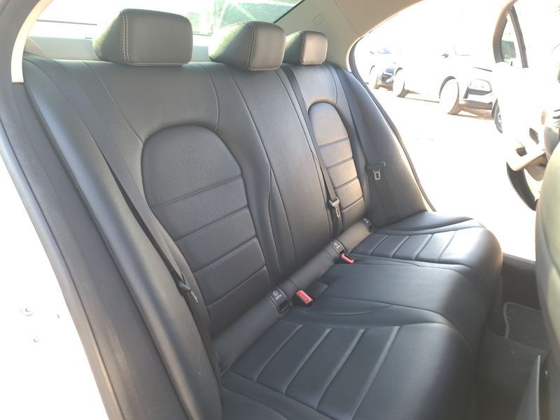 2015 Mercedes-Benz C-Class C220 BlueTEC Avantgarde photo 11