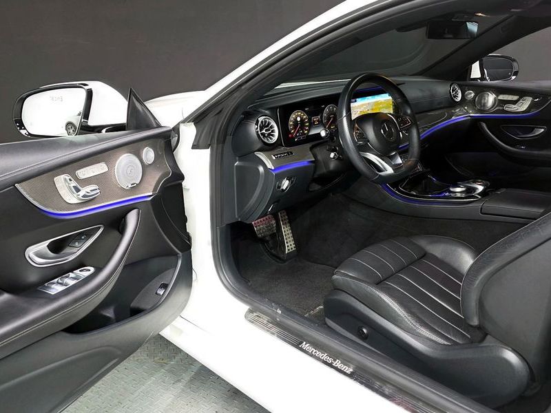 2017 Mercedes-Benz E-Class E400 4MATIC Coupe photo 10