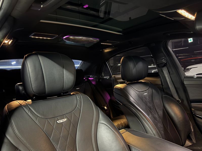 2015 Mercedes-Benz S-Class S600L photo 16