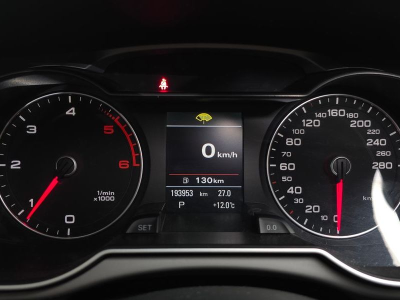 2015 Audi A4 35 TDI Quattro Dynamic B8 photo 8