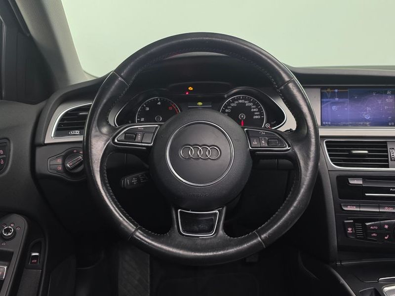 2015 Audi A4 35 TDI Quattro Dynamic B8 photo 13