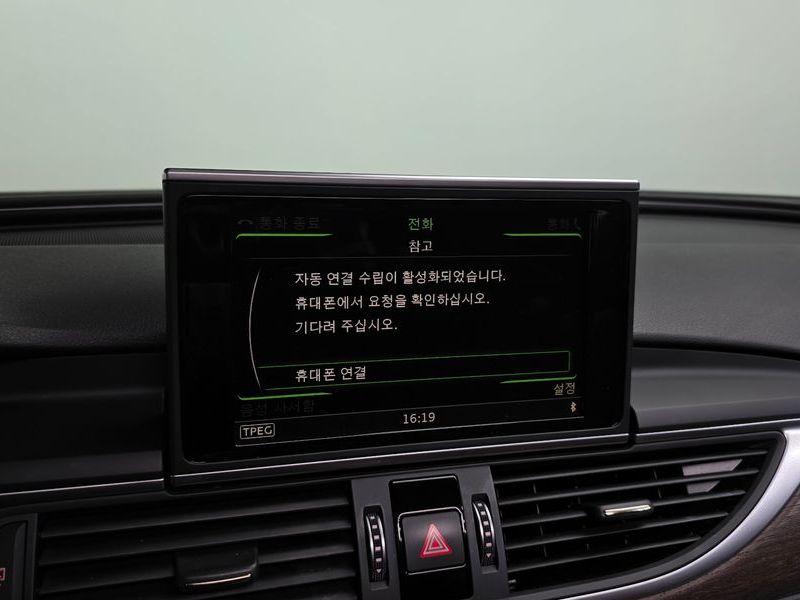 2016 Audi A6 40 TDI Quattro C7 photo 16