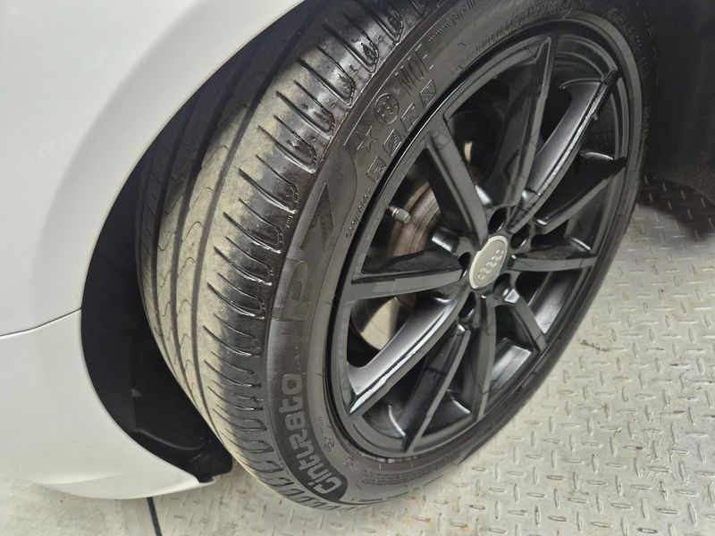 2015 Audi A6 35 TDI Dynamic C7 photo 13